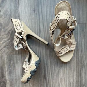 TEVA Grey Ant Heels